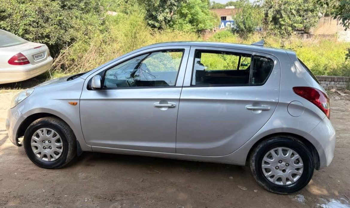 Hyundai I20(2010-2012) Asta 1.2