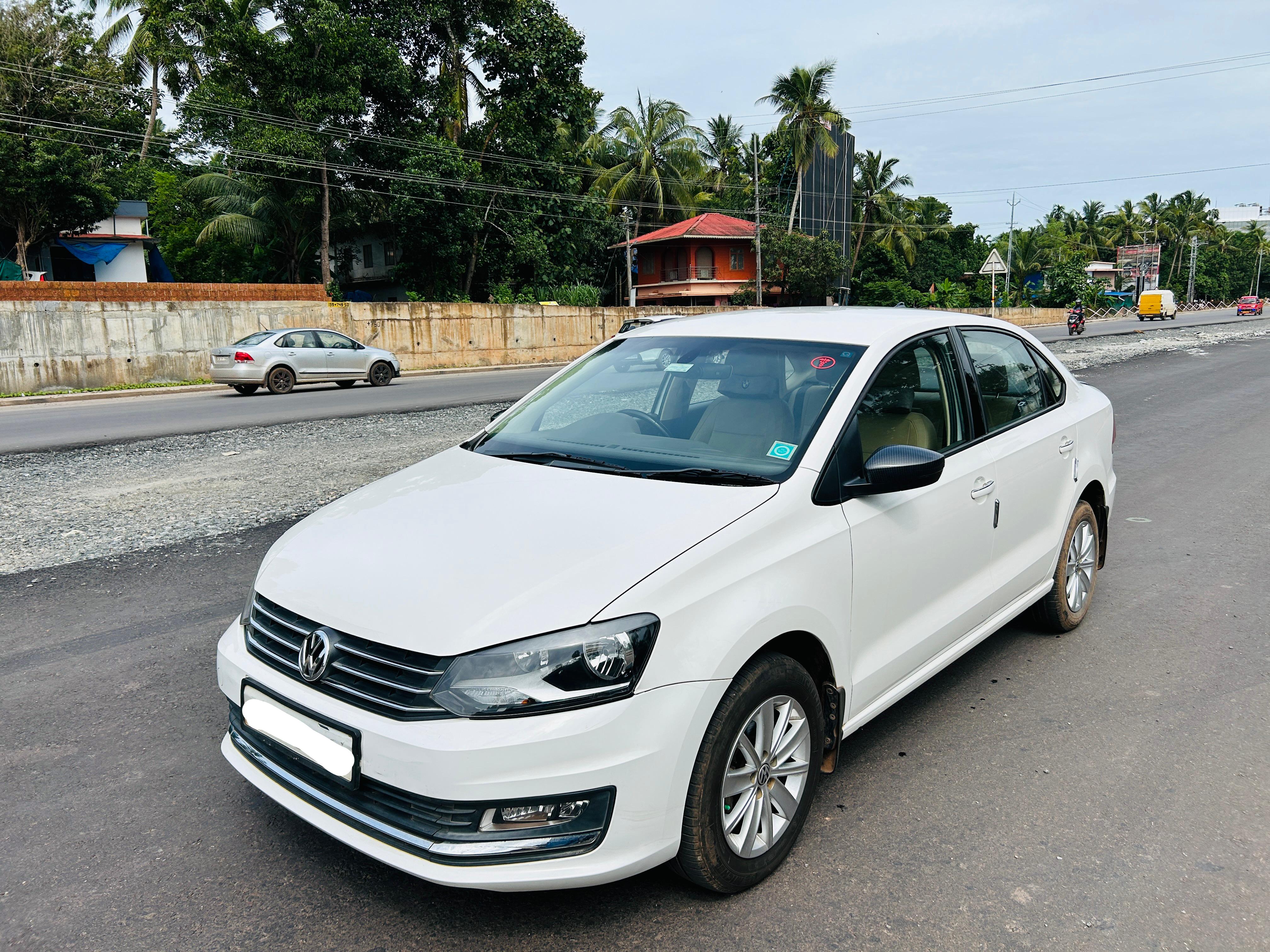 Volkswagen Vento(2012-2014) Highline Diesel