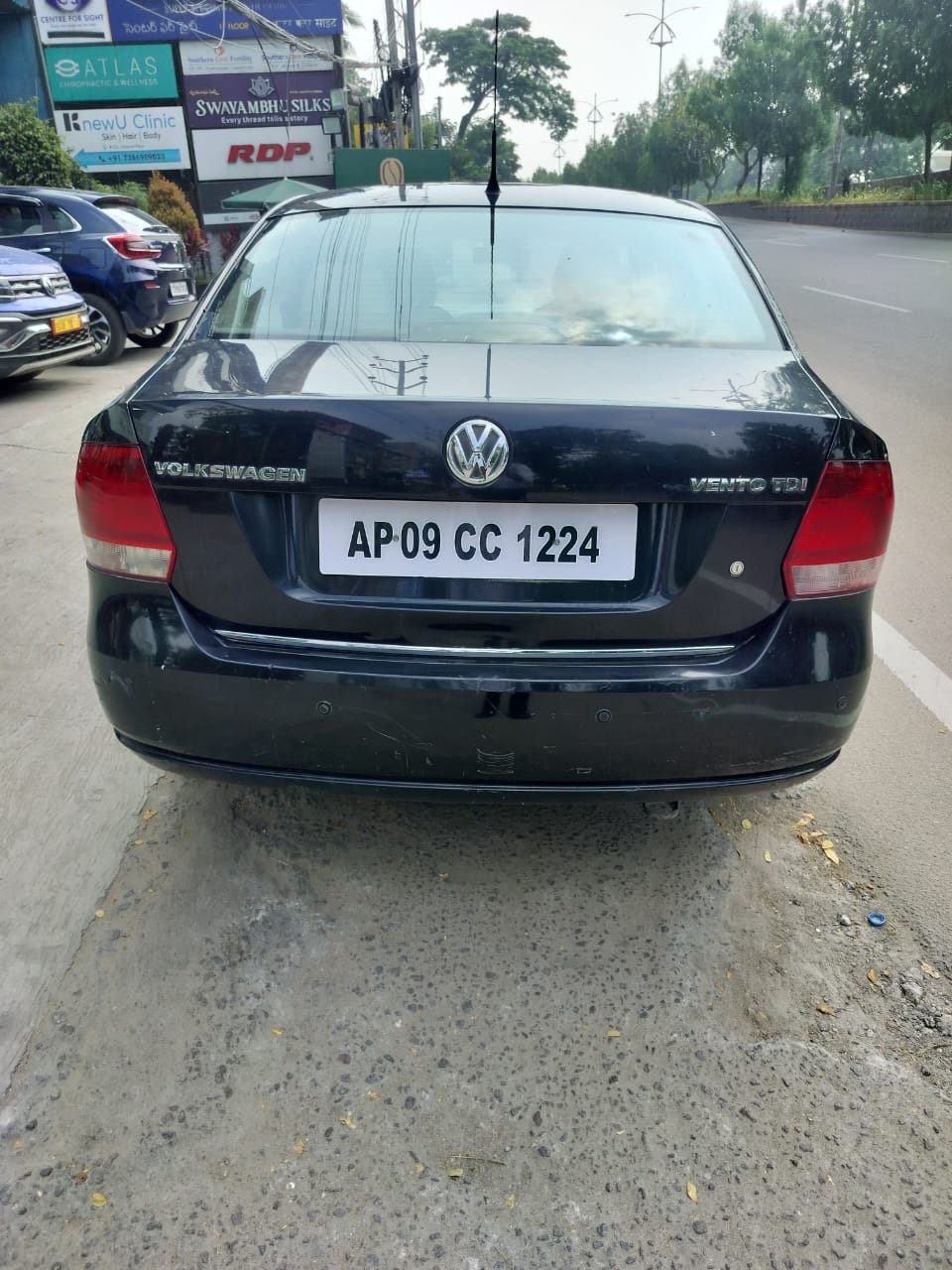 Volkswagen Vento(2010-2012) Highline Diesel
