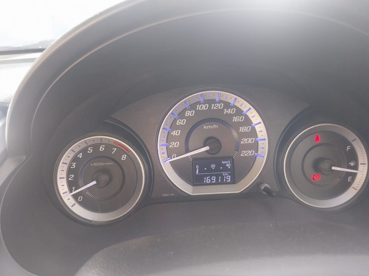 Honda City(2011-2014) 1.5 V At