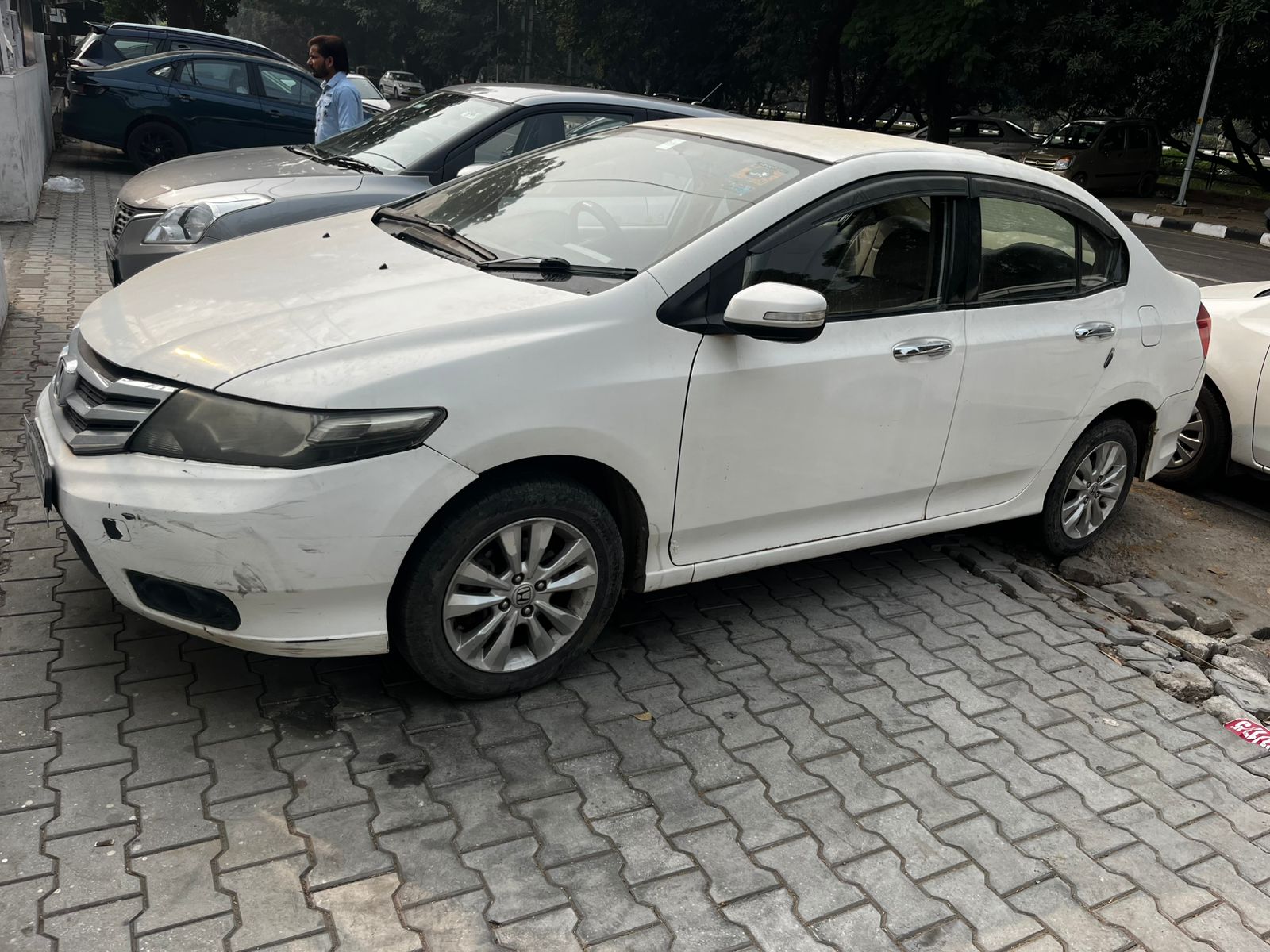 Honda City(2011-2014) 1.5 V At