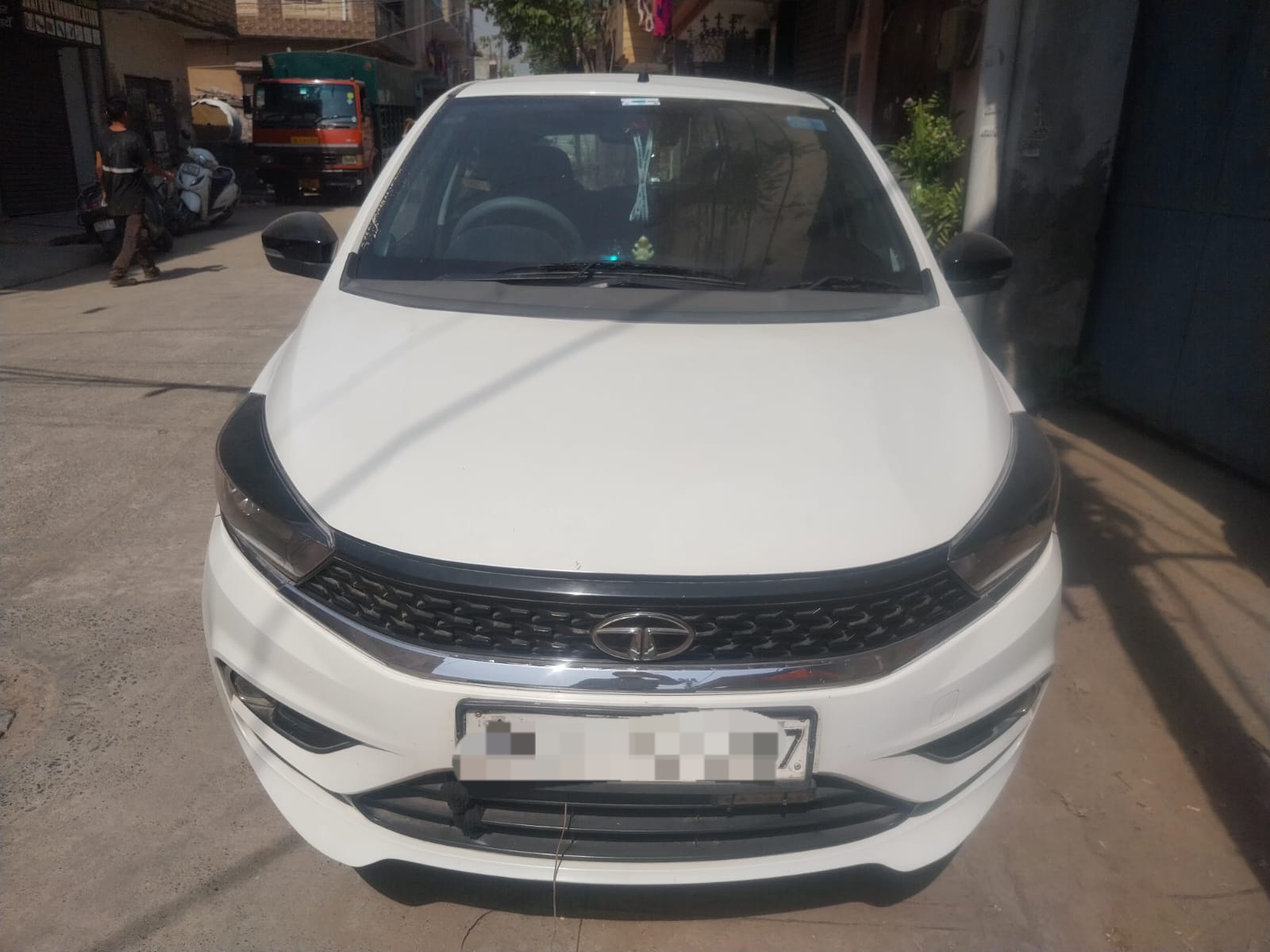 Tata Tiago(2016-2019) Revotron Xt
