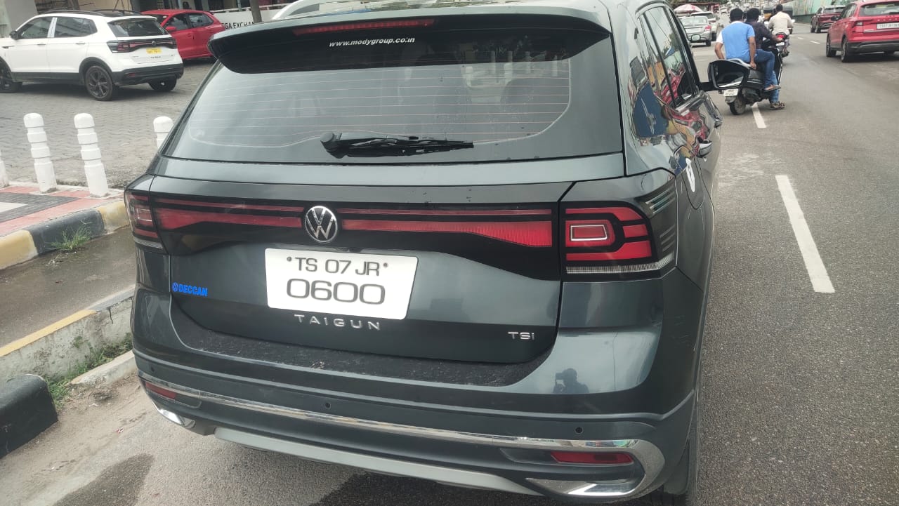 Volkswagen Taigun(2021-2023) Topline 1.0 Tsi Mt