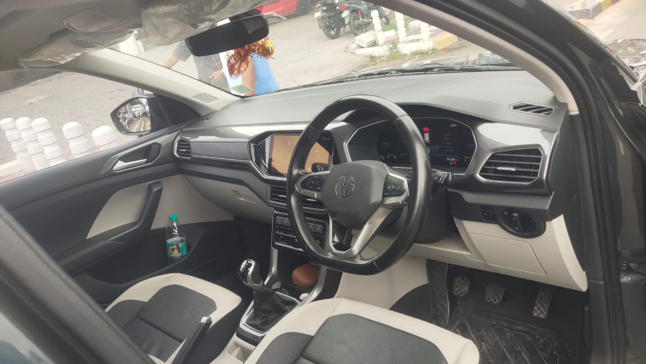 Volkswagen Taigun(2021-2023) Topline 1.0 Tsi Mt