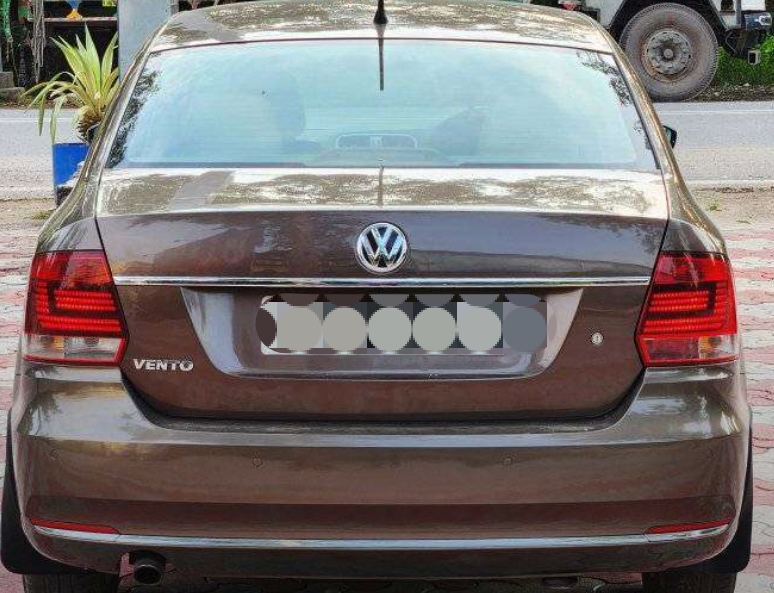 Volkswagen Vento(2015-2019) Highline Petrol