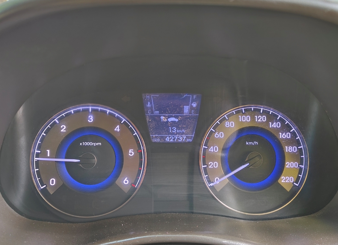 Hyundai Verna(2011-2015) Fluidic 1.6 Crdi Sx