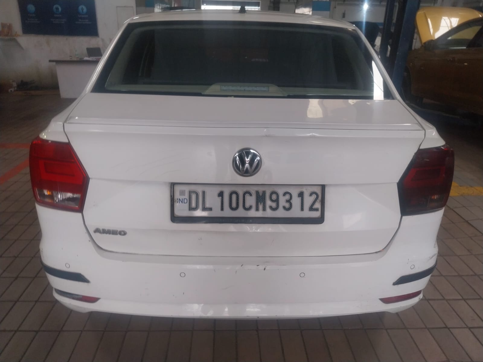 Volkswagen Ameo(2016-2019) Comfortline 1.0l (p)