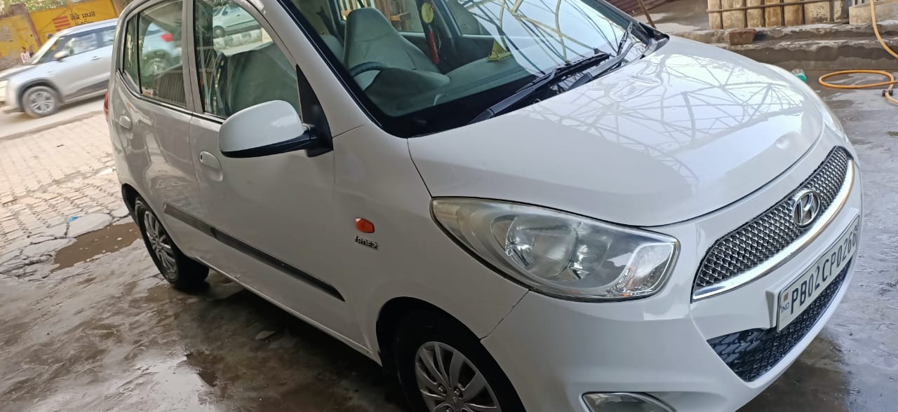 Hyundai I10(2010-2017) Sportz 1.1 Irde2