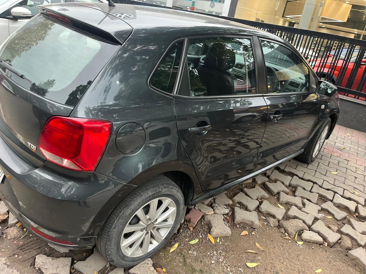 Volkswagen Polo(2012-2014) Comfortline 1.2l D