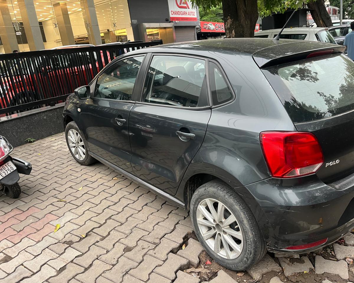 Volkswagen Polo(2012-2014) Comfortline 1.2l D