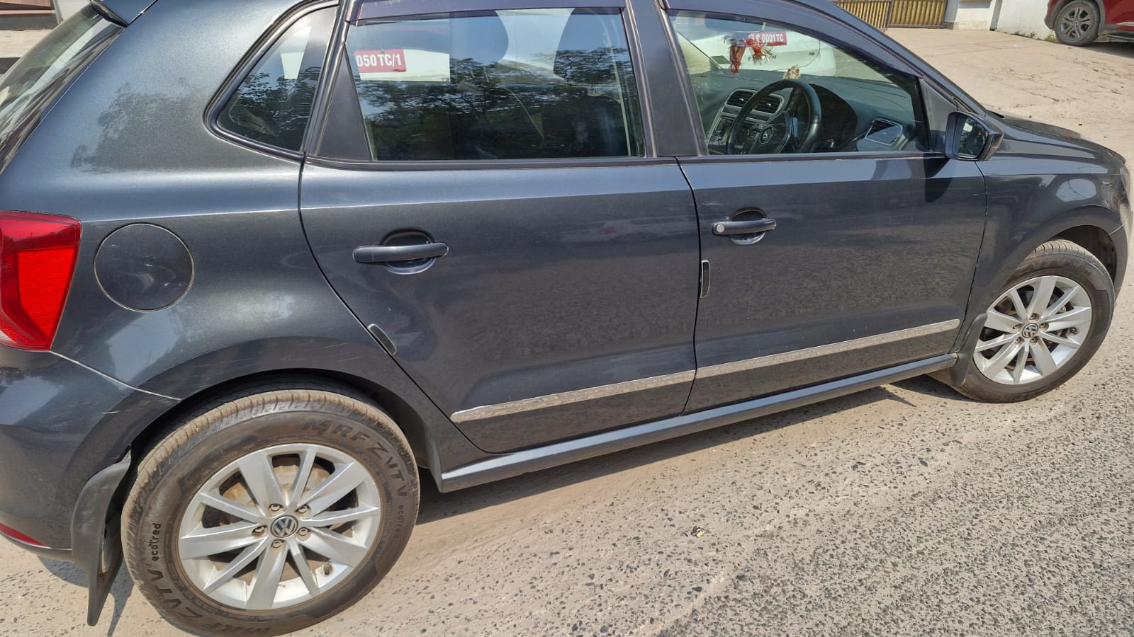 Volkswagen Polo(2016-2019) Highline 1.2l P