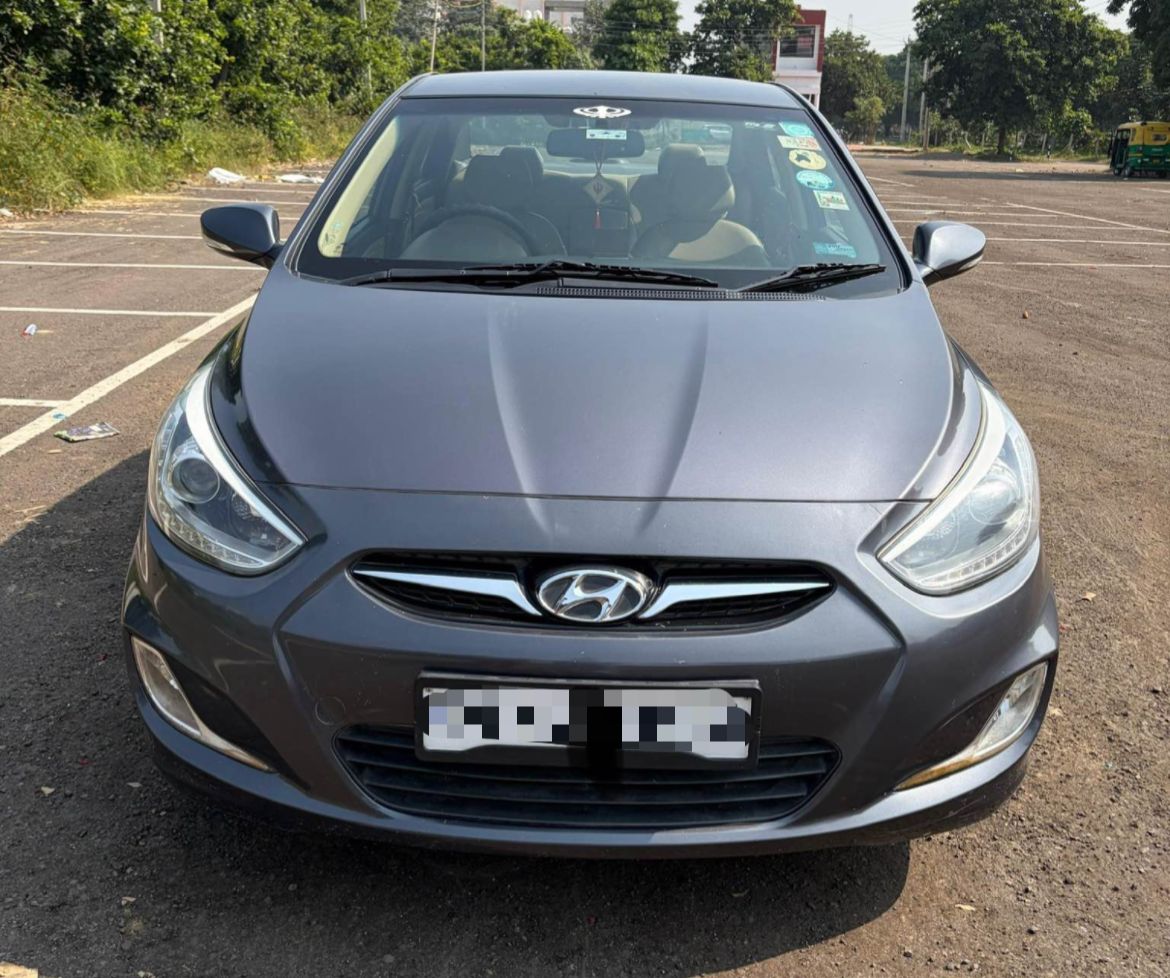 Hyundai Verna(2011-2015) Fluidic 1.6 Crdi Sx O At
