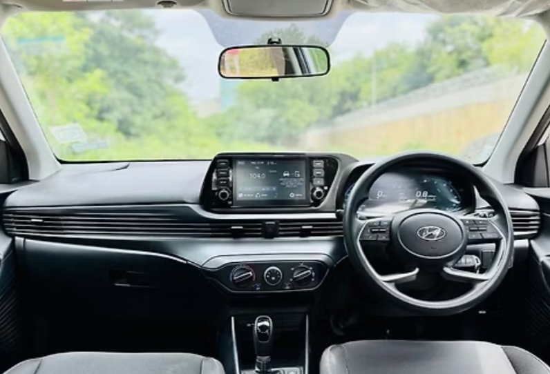 Hyundai I20(2020-2023) Sportz 1.2 Ivt