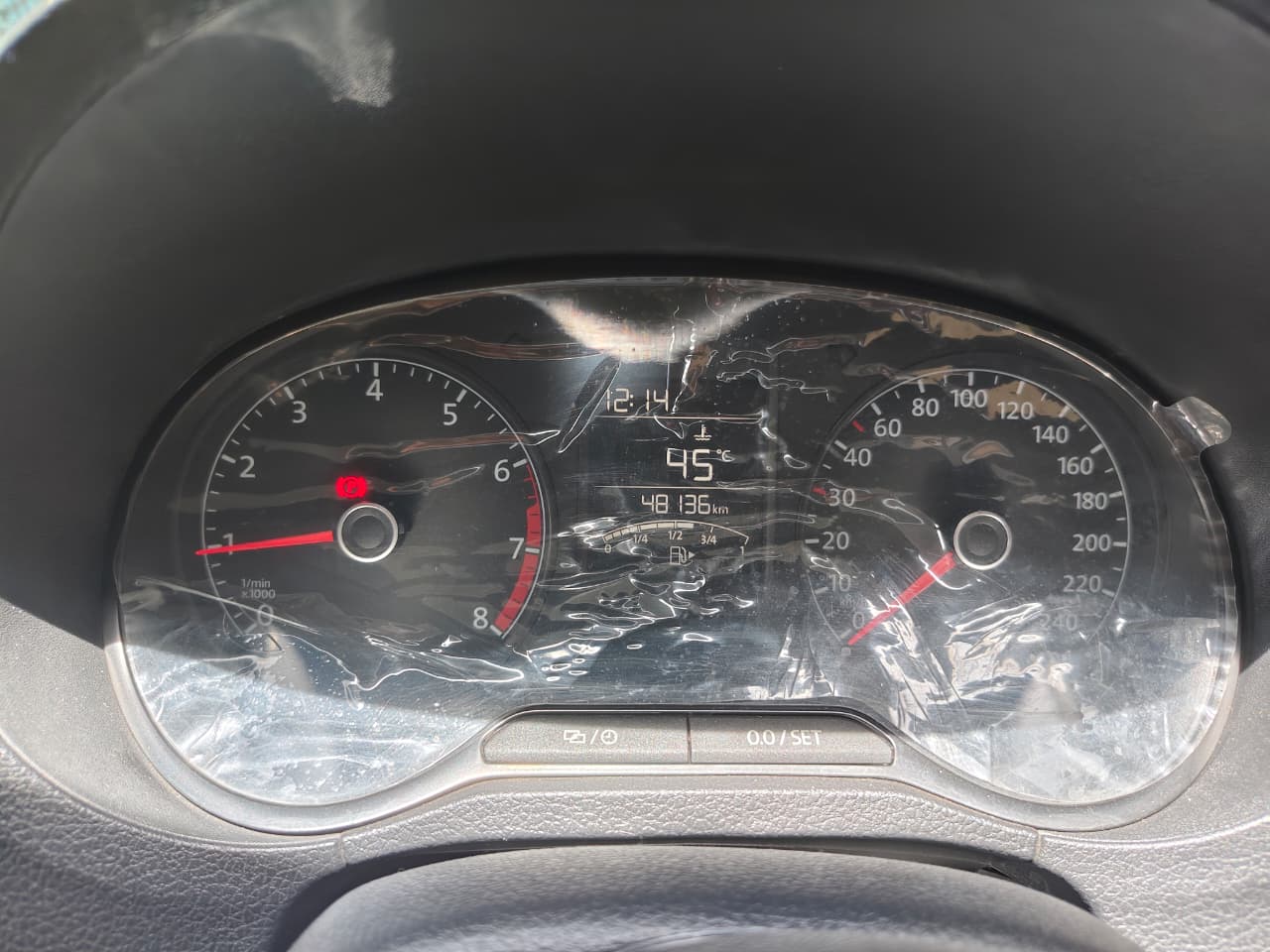 Volkswagen Polo(2014-2015) Comfortline 1.2l P