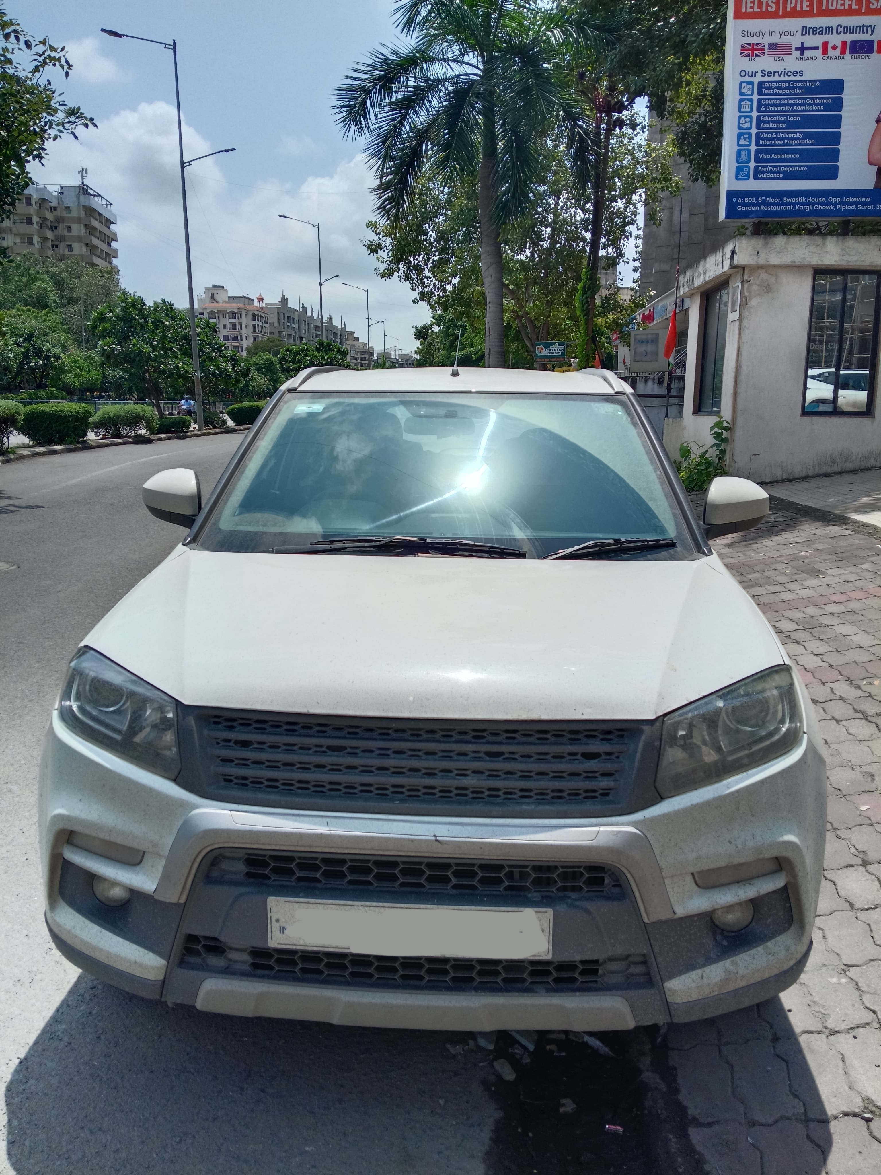 Maruti Suzuki Brezza Lxi