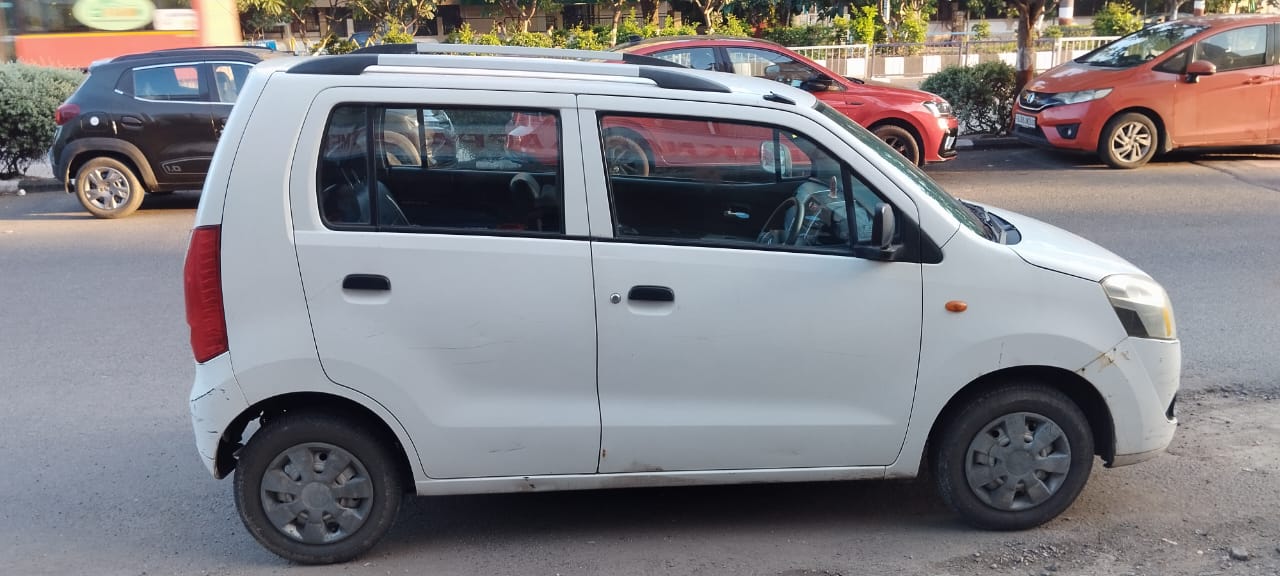 Maruti Suzuki Wagon R 1.0(2010-2013) Vxi