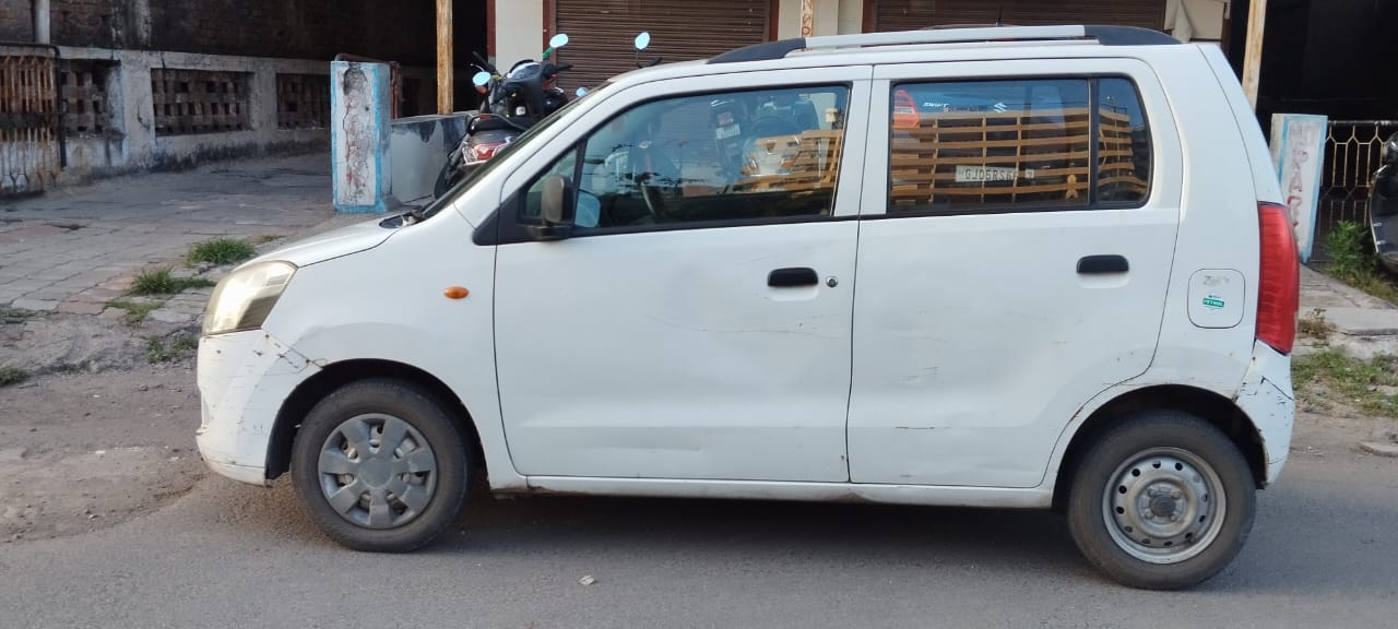 Maruti Suzuki Wagon R 1.0(2010-2013) Vxi