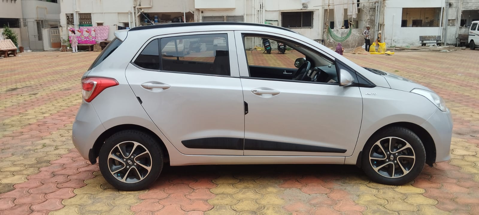 Hyundai Grand I10(2017-2020) Sportz O At 1.2 Kappa Vtvt