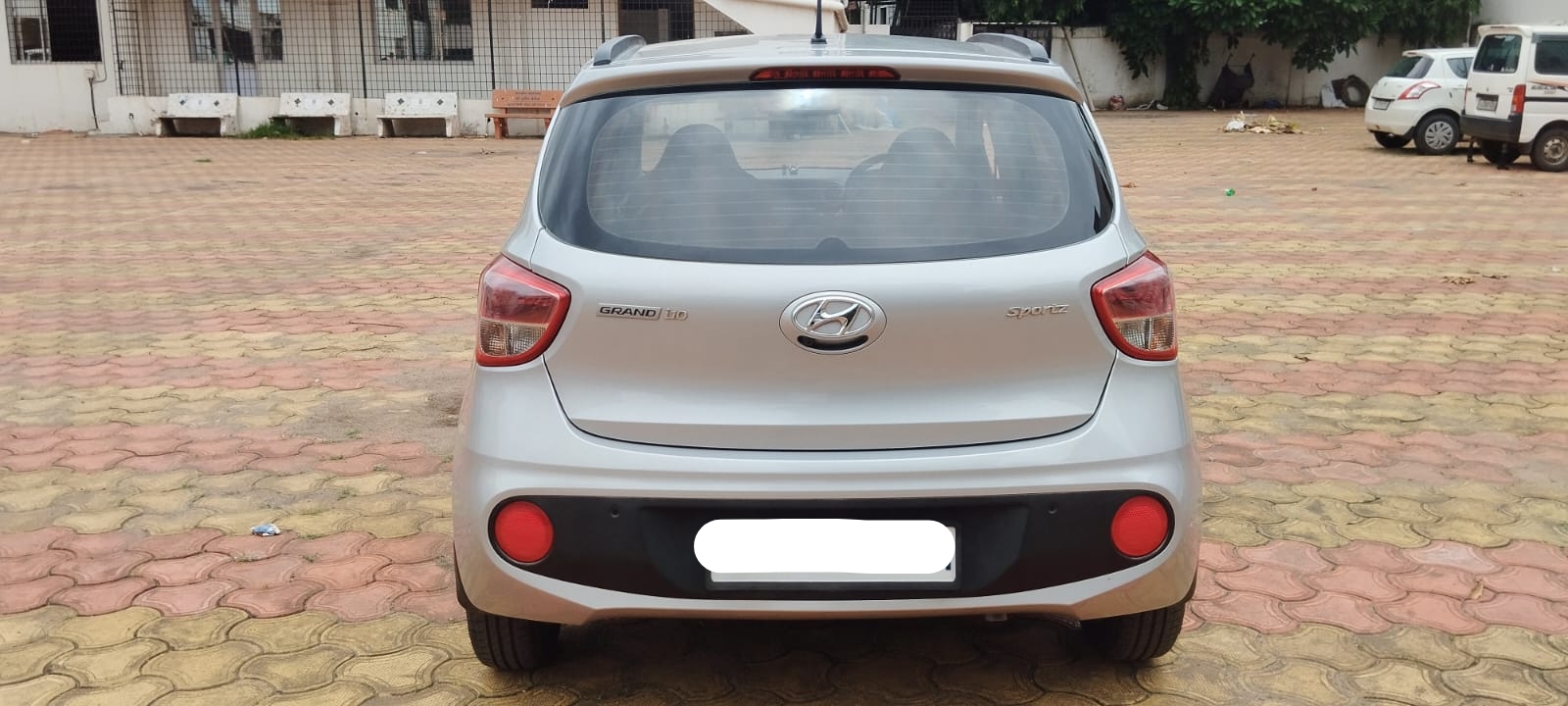 Hyundai Grand I10(2017-2020) Sportz O At 1.2 Kappa Vtvt