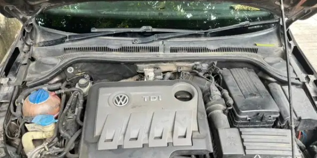 Volkswagen Jetta(2013-2015) Comfortline Tdi