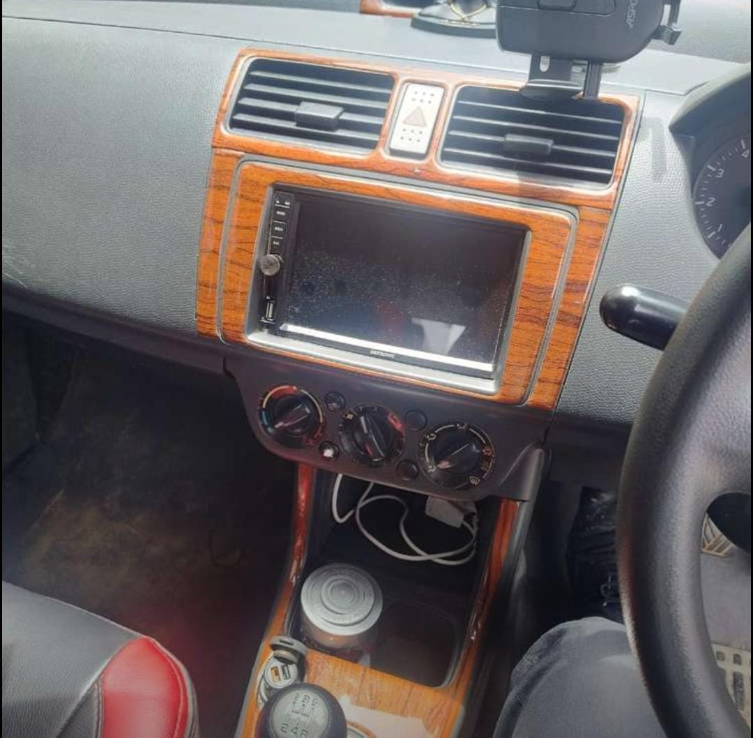 Maruti Suzuki Swift(2005-2010) Lxi