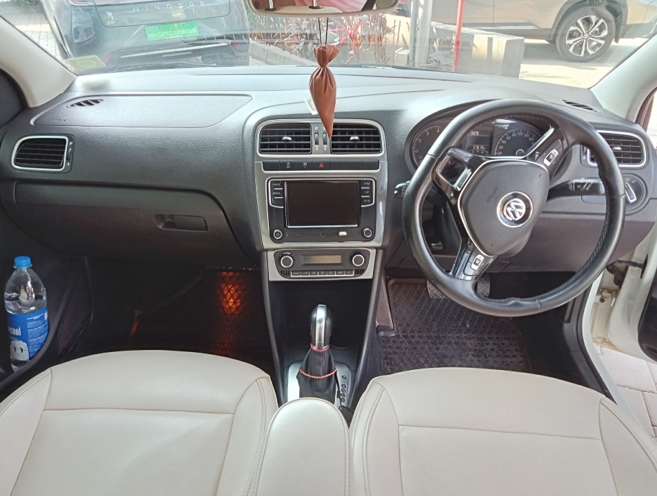 Volkswagen Polo(2020-2022) Highline Plus 1.0l Tsi At