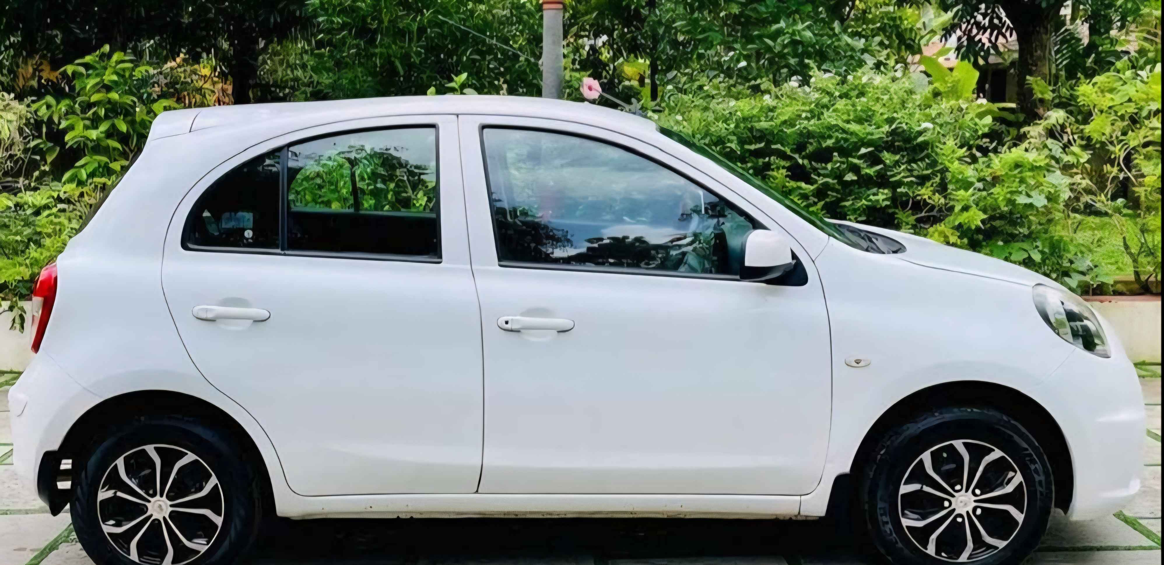 Nissan Micra(2010-2013) Xl Petrol