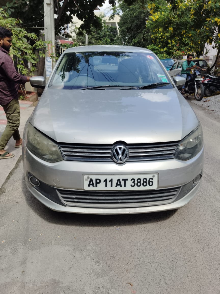 Volkswagen Vento(2012-2014) Highline Diesel