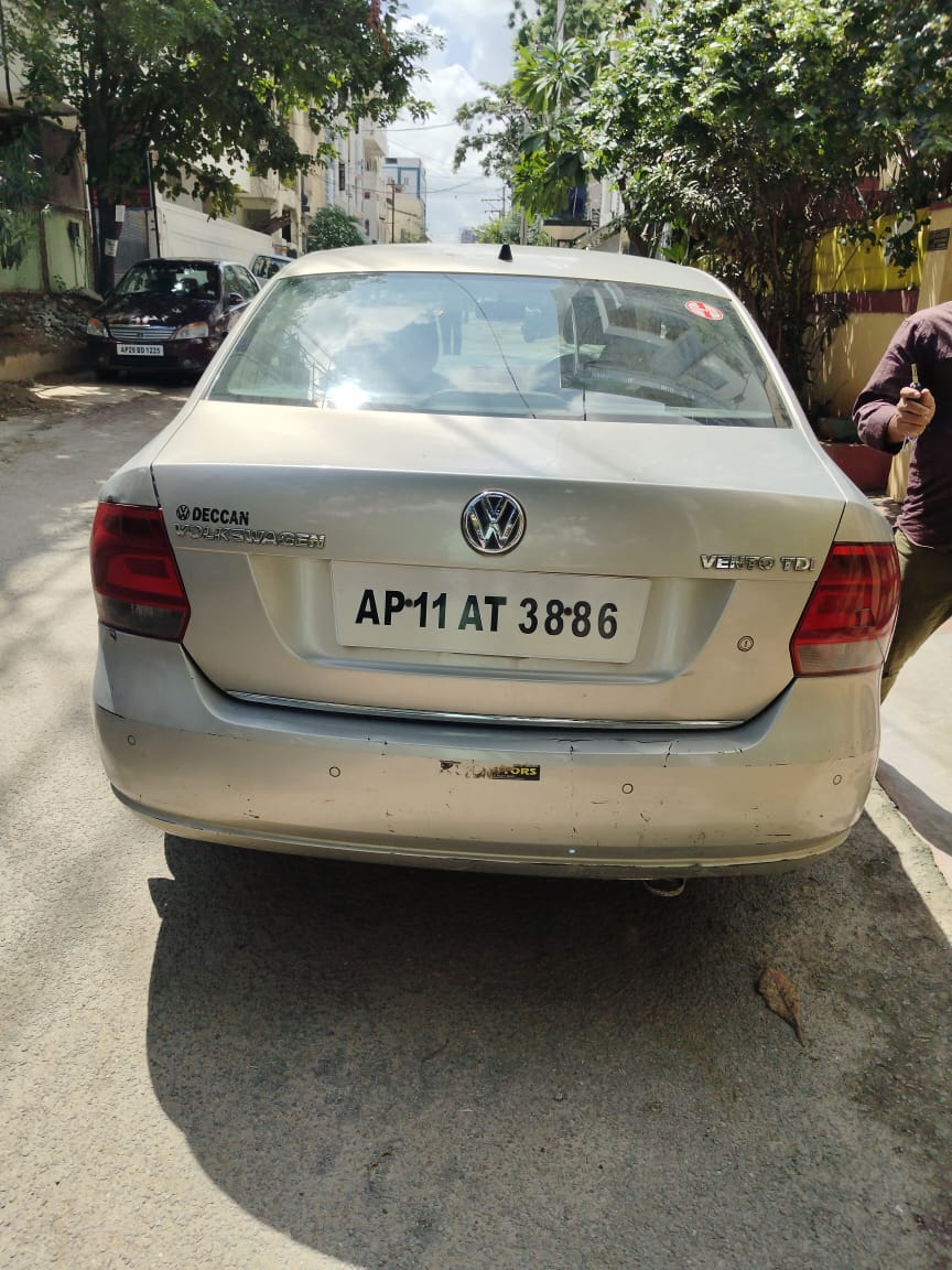 Volkswagen Vento(2012-2014) Highline Diesel