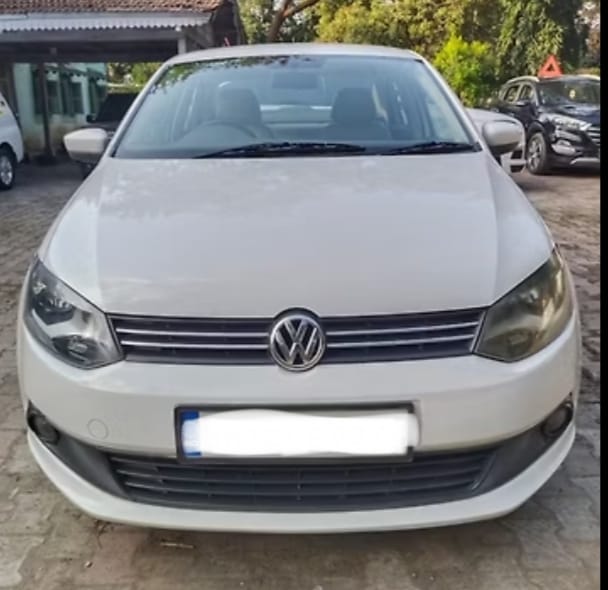 Volkswagen Vento(2014-2015) Highline Petrol At