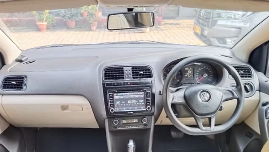 Volkswagen Vento(2014-2015) Highline Petrol At