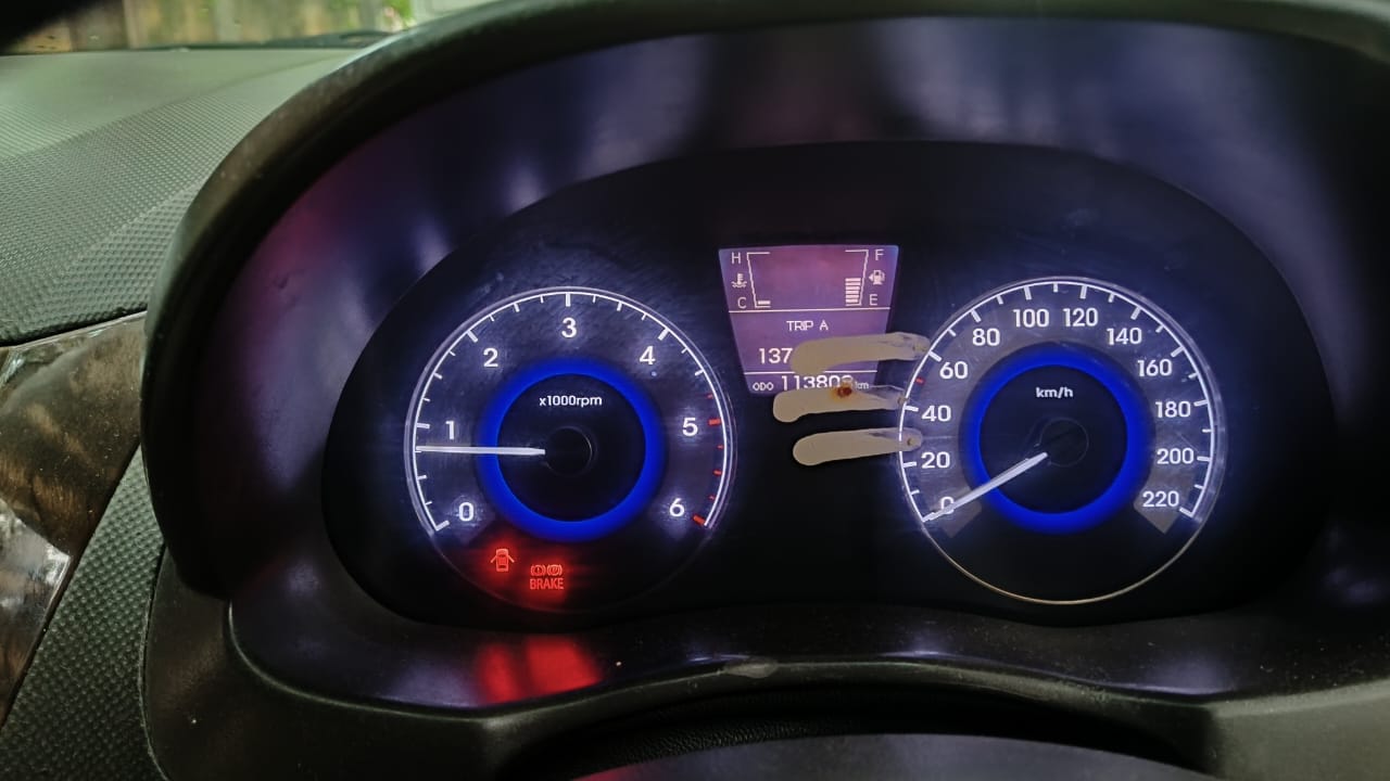 Hyundai Verna(2011-2015) Fluidic 1.6 Crdi Sx