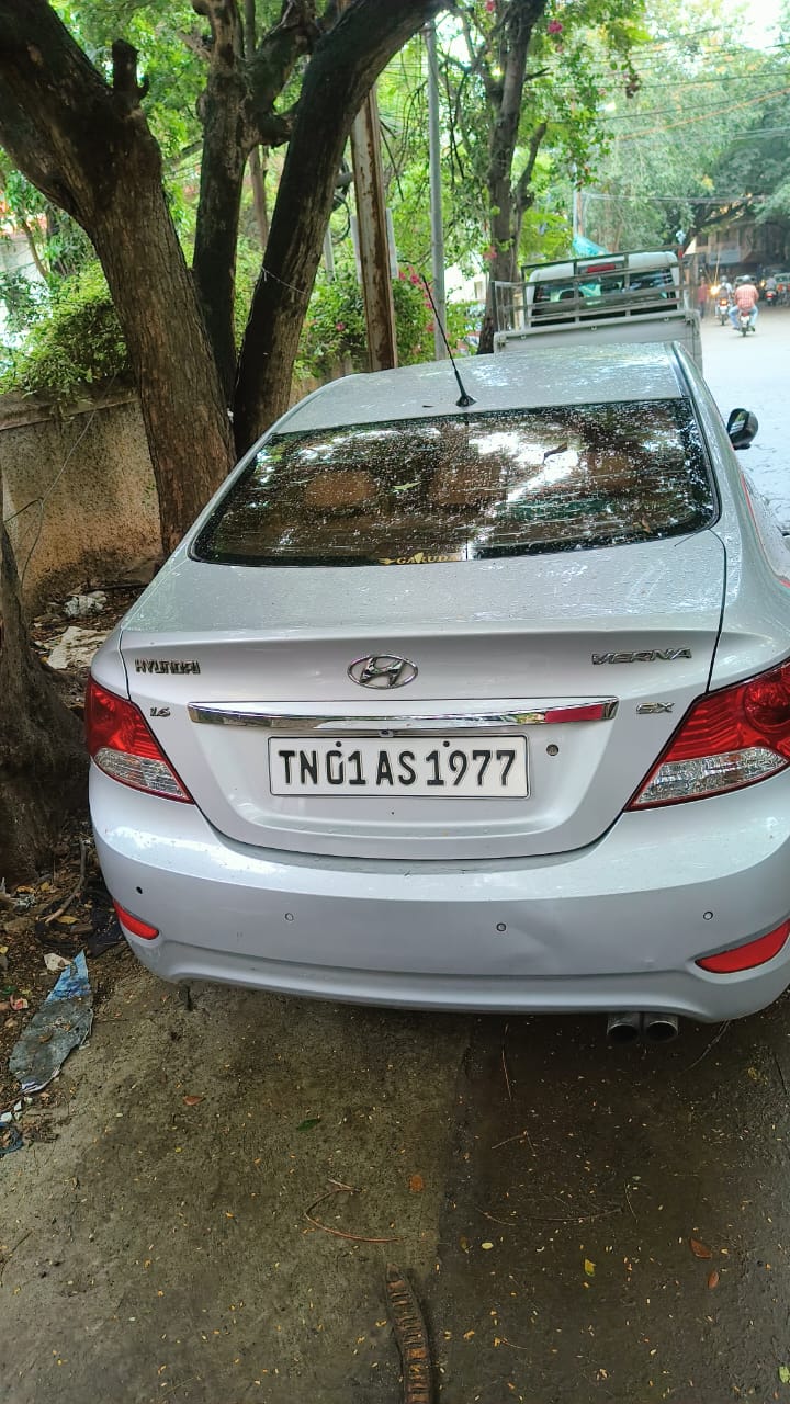 Hyundai Verna(2011-2015) Fluidic 1.6 Crdi Sx