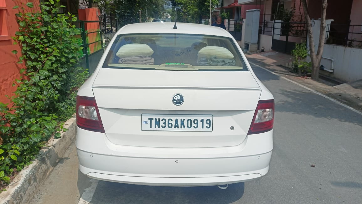 Skoda Rapid(2020-2022) 1.0 Tsi Rider Plus At