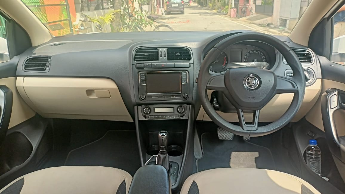 Skoda Rapid(2020-2022) 1.0 Tsi Rider Plus At