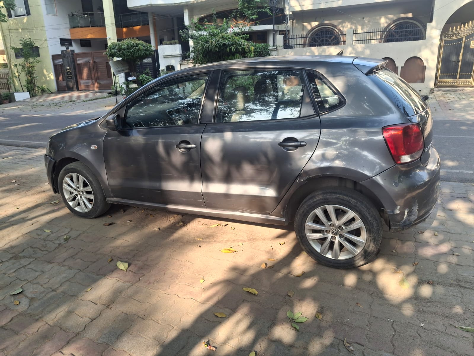 Volkswagen Polo(2012-2014) Highline 1.2l P