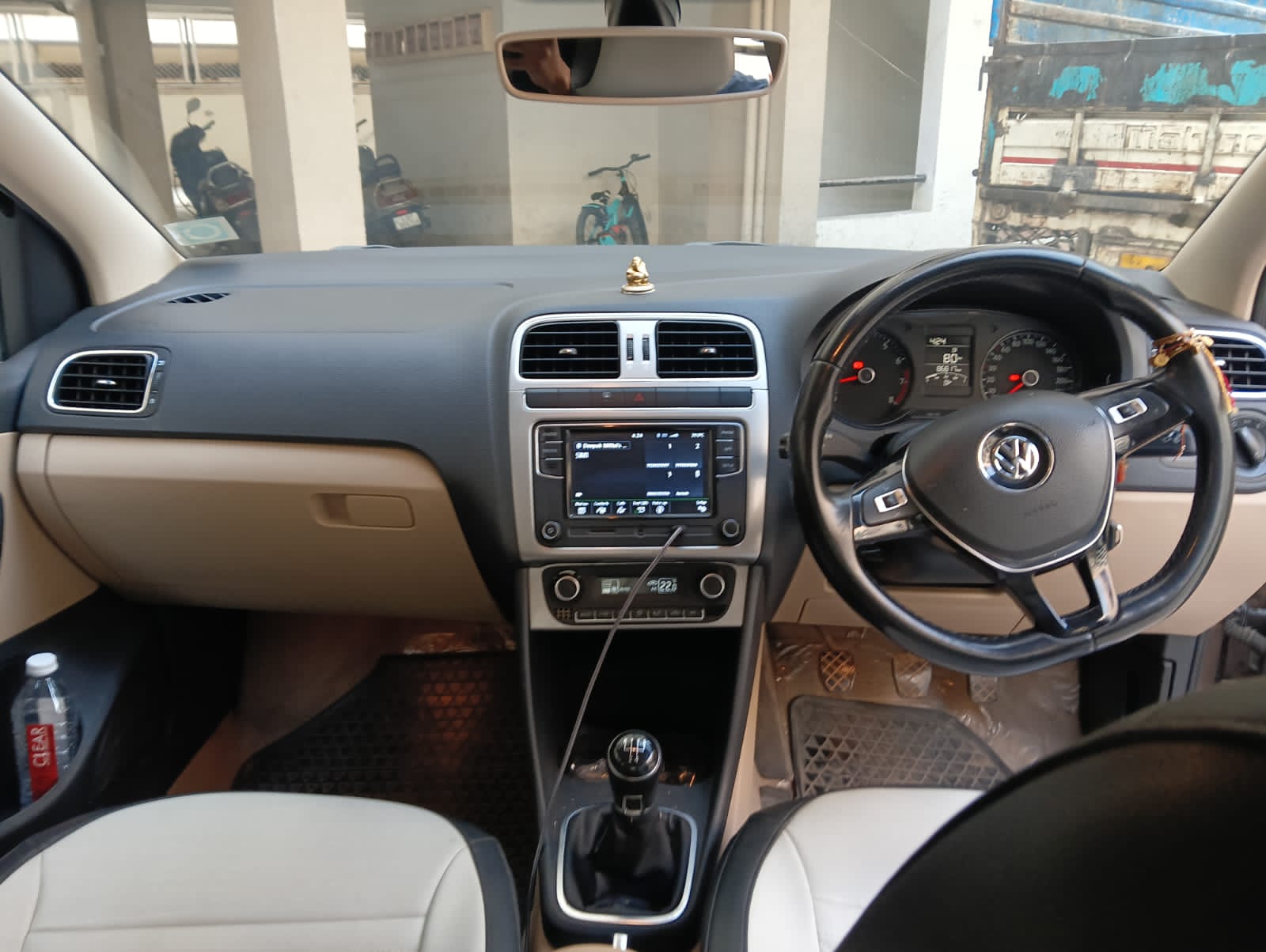 Volkswagen Ameo(2016-2019) Highline 1.2l Plus (p)