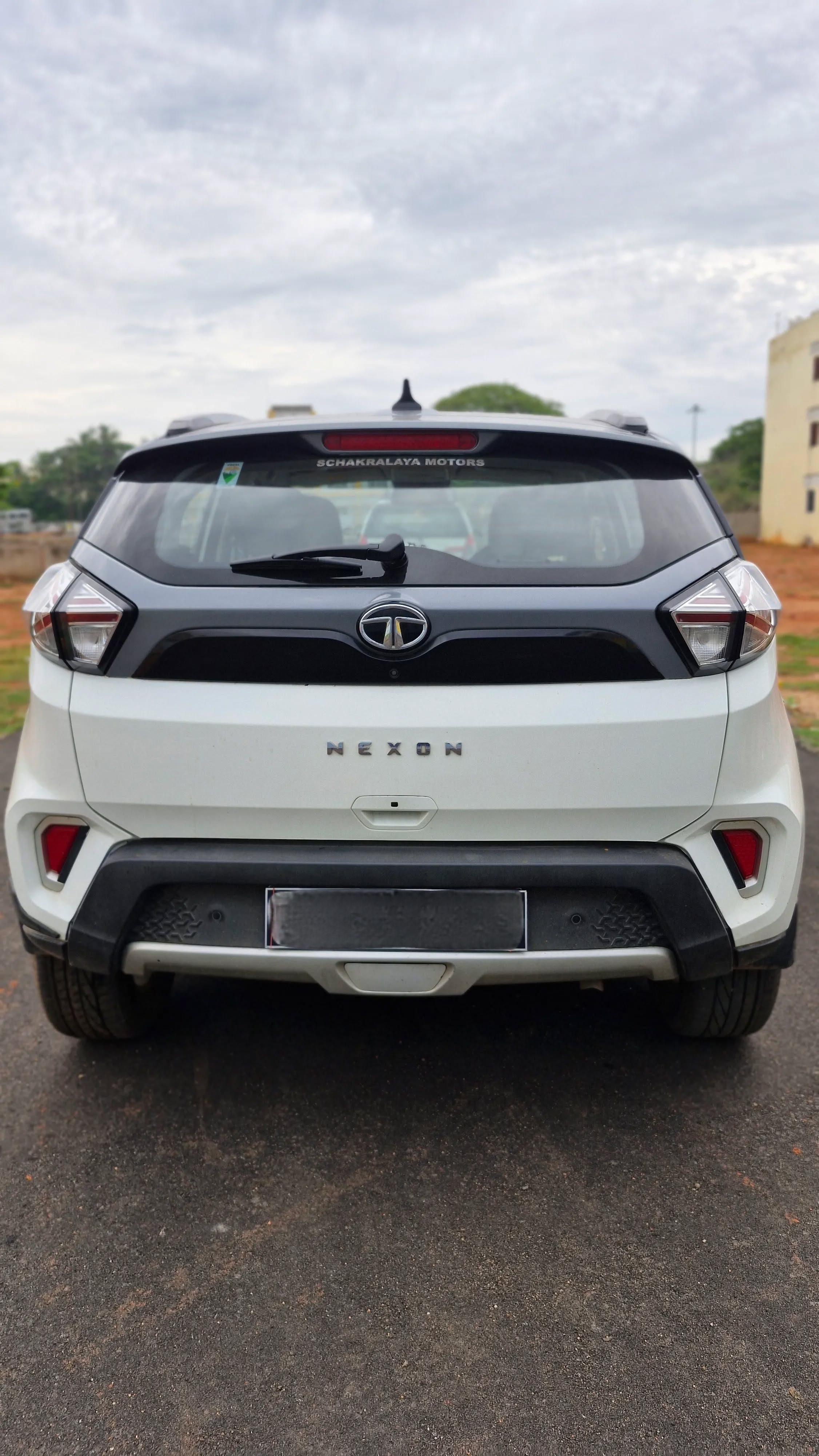 Tata Nexon(2020-2023) Xz Plus O