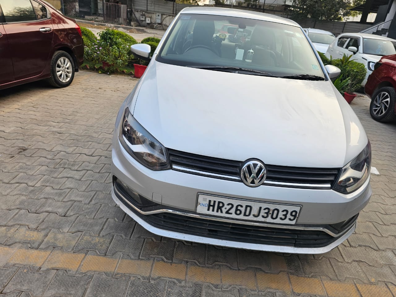 Volkswagen Ameo(2016-2019) Highline 1.2l Plus (p)