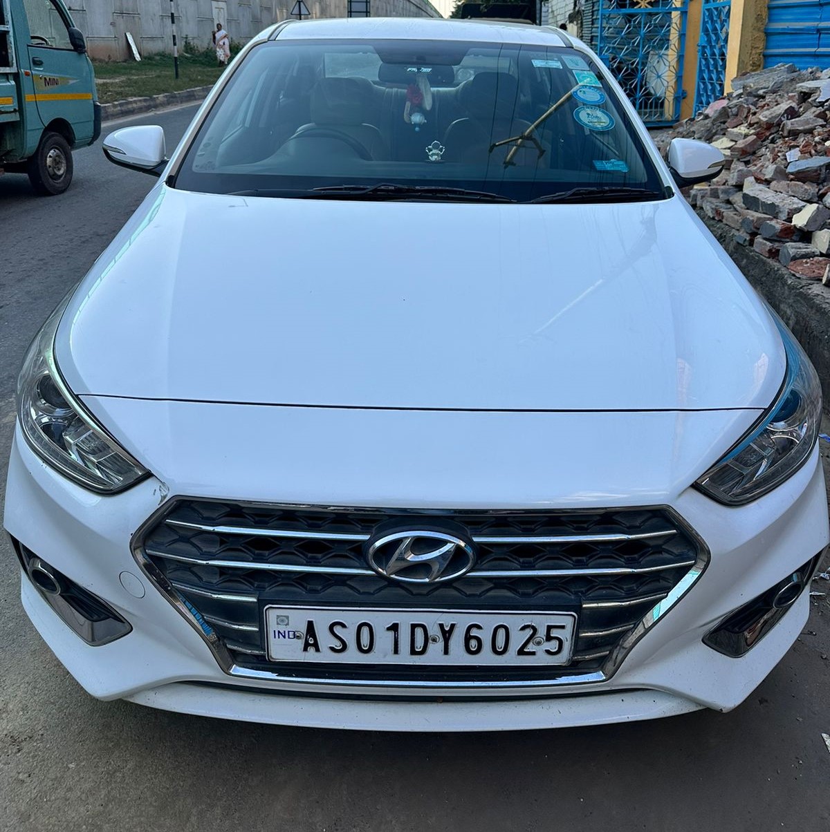 Hyundai Verna(2017-2020) 1.6 Vtvt Sx