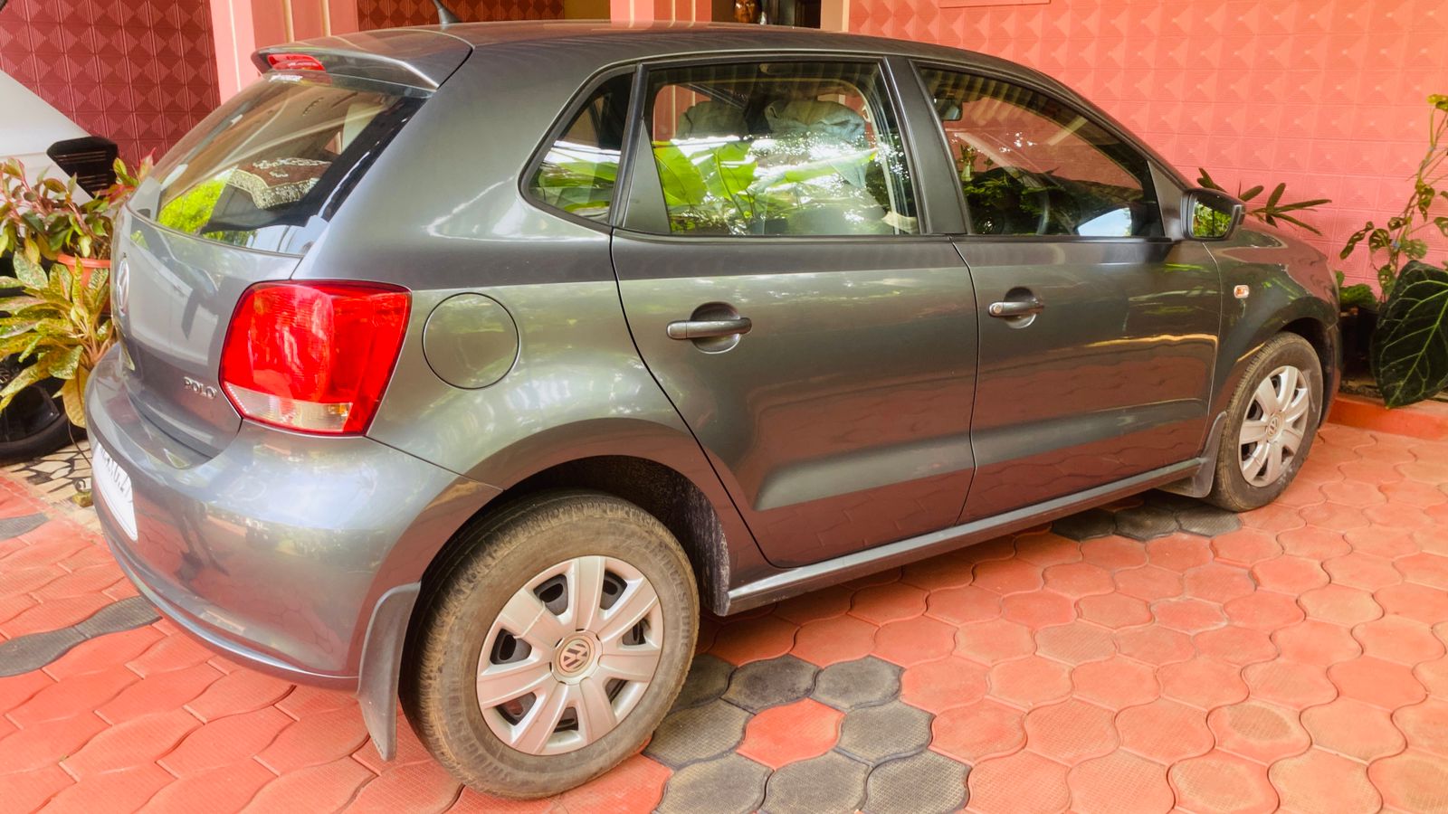 Volkswagen Polo(2010-2012) Comfortline 1.2l P