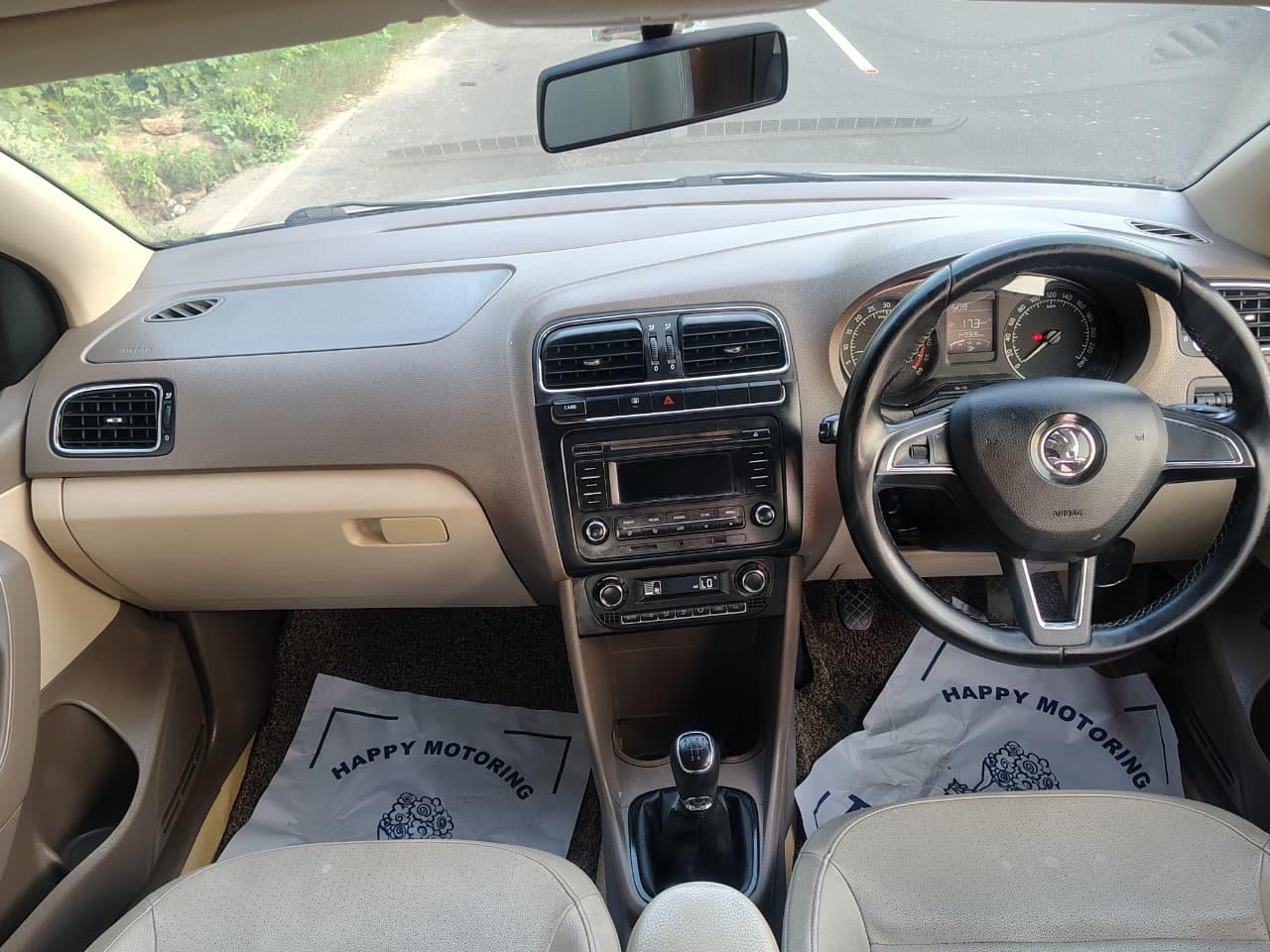 Skoda Rapid(2014-2015) 1.5 Tdi Cr Elegance