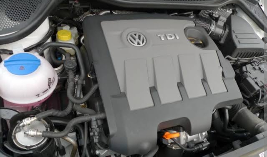 Volkswagen Vento(2010-2012) Highline Diesel