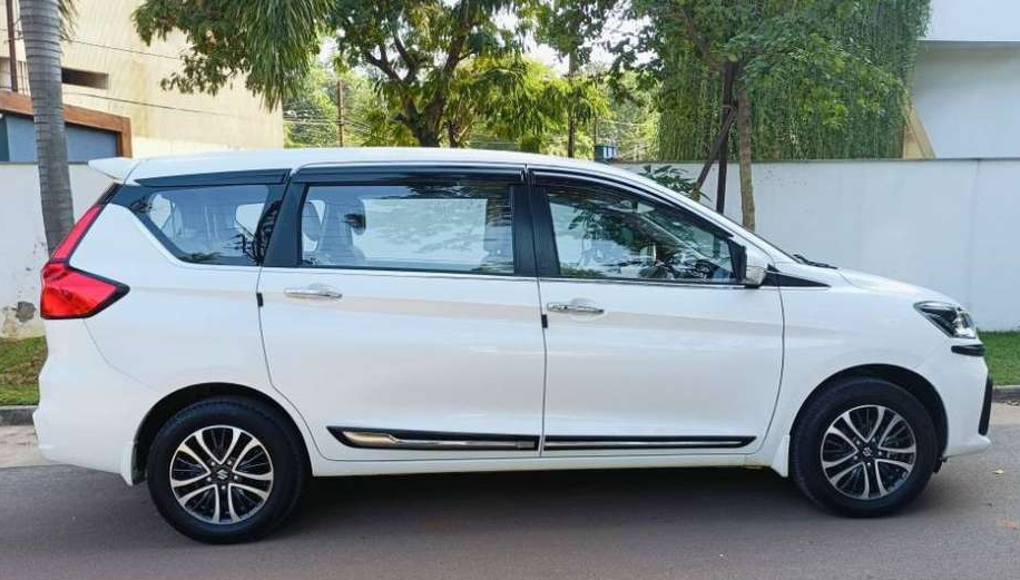 Maruti Suzuki Ertiga Zxi Plus At