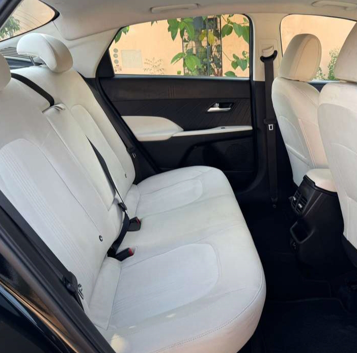 Hyundai Verna Sx 1.5 Vtvt Ivt