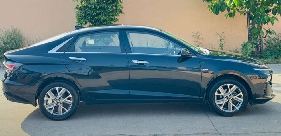 Hyundai Verna Sx 1.5 Vtvt Ivt