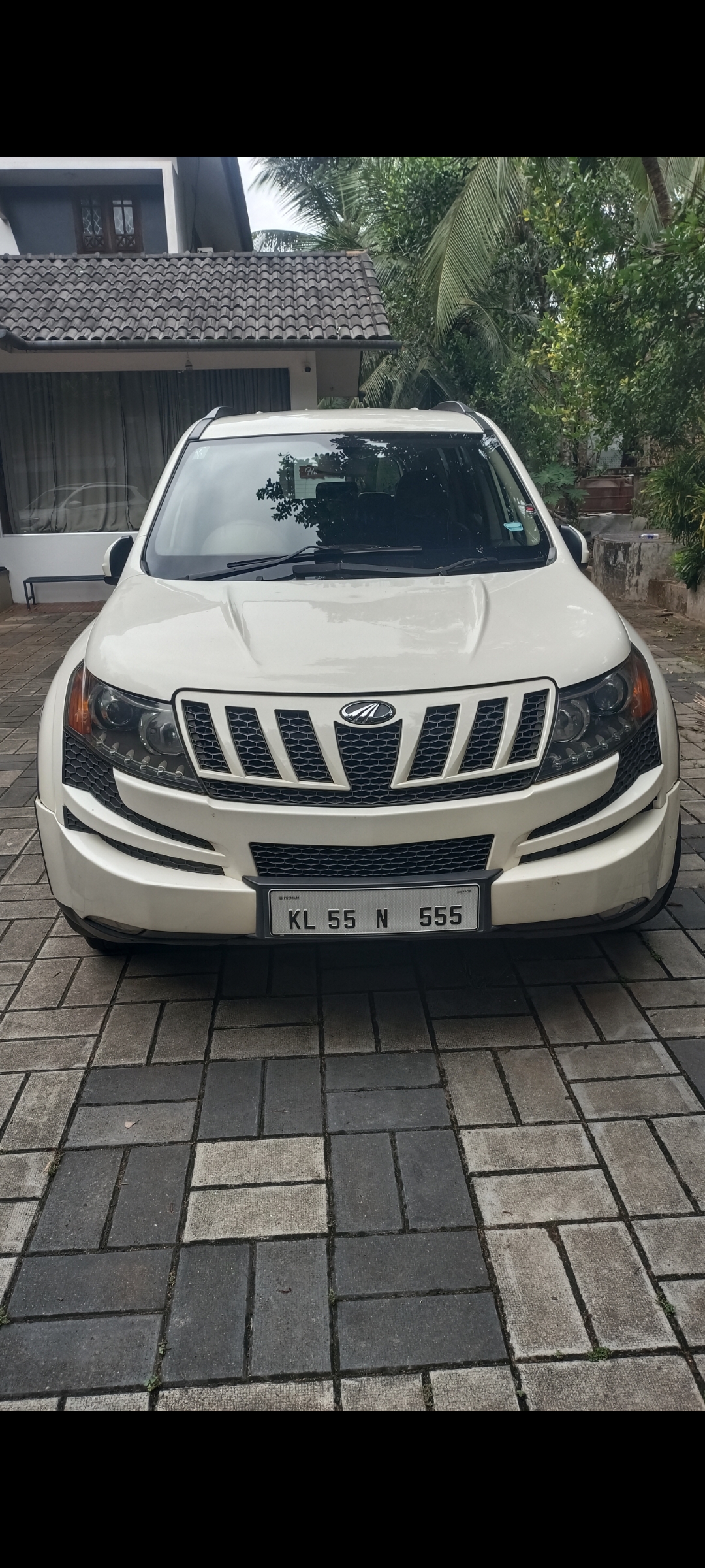 Mahindra Xuv500(2011-2015) W8 2013
