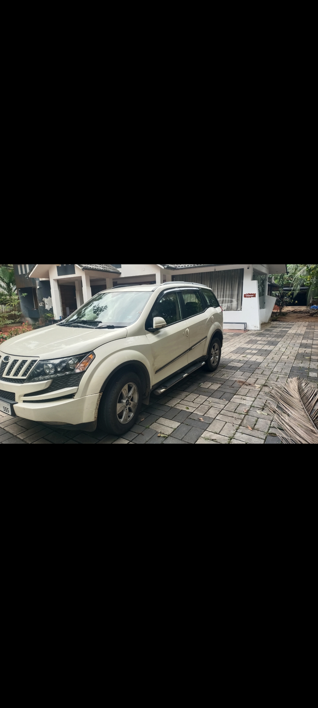 Mahindra Xuv500(2011-2015) W8 2013