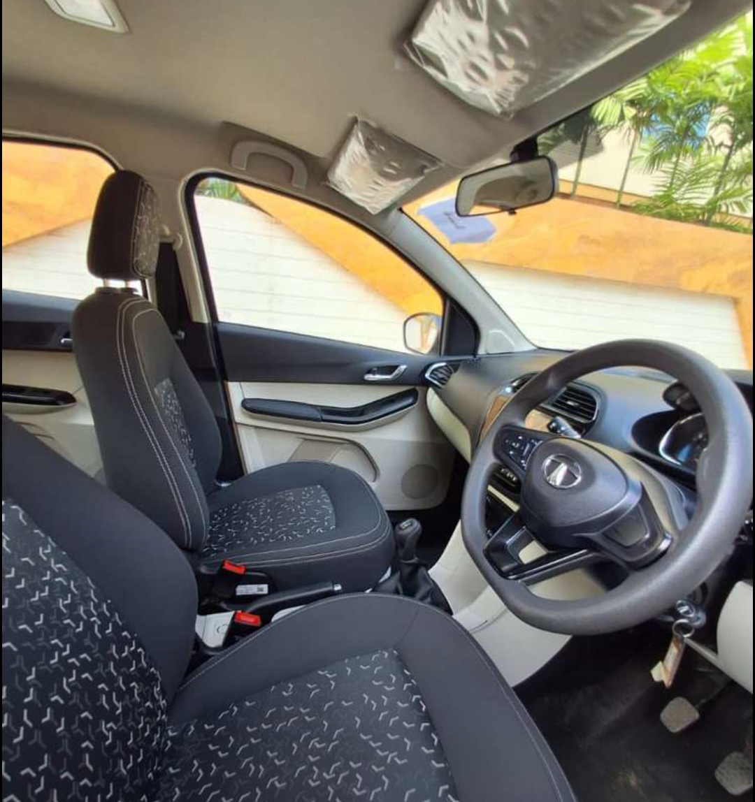 Tata Tiago Revotron Xza Plus