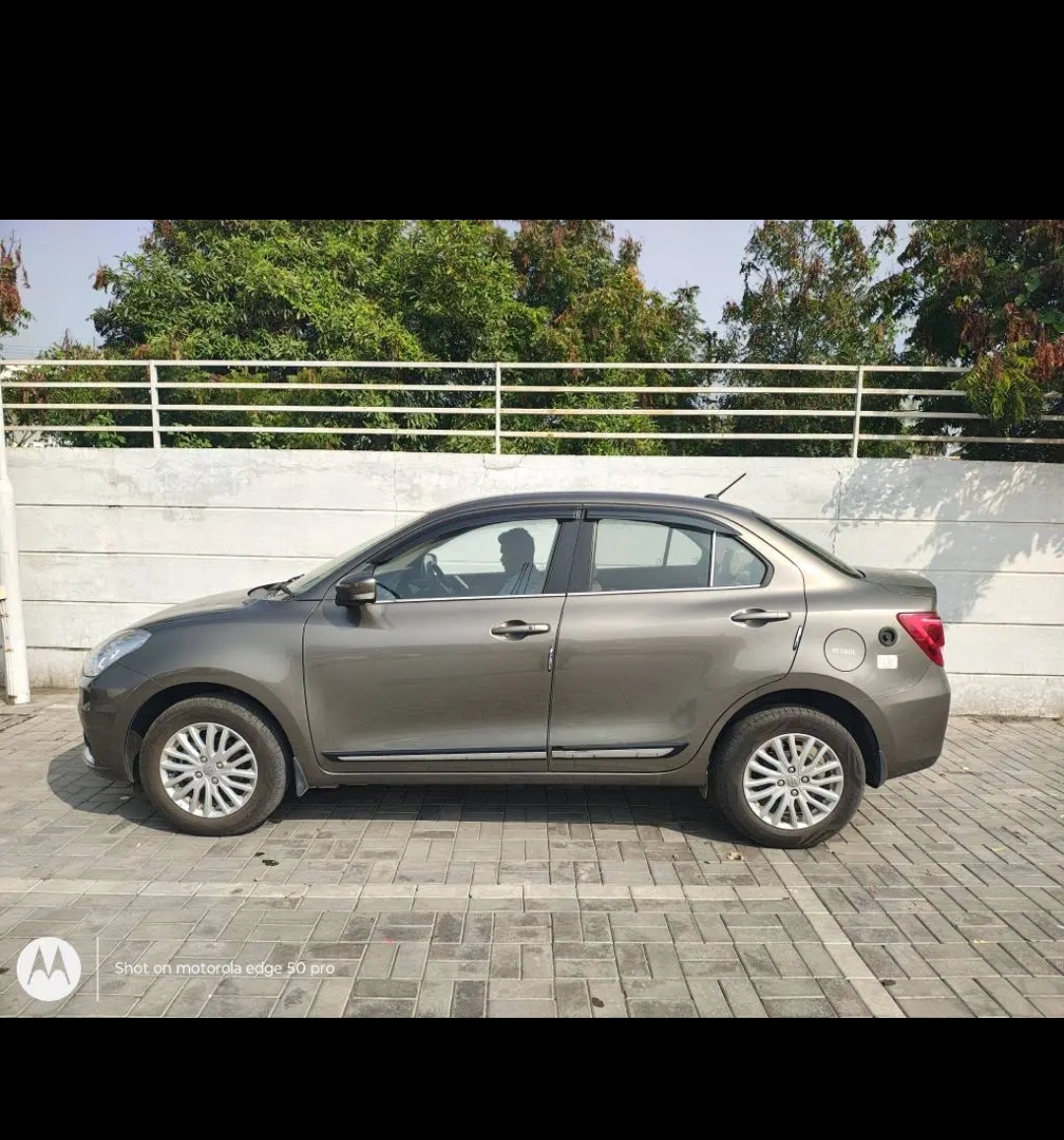 Maruti Suzuki Dzire(2017-2020) Zxi Amt